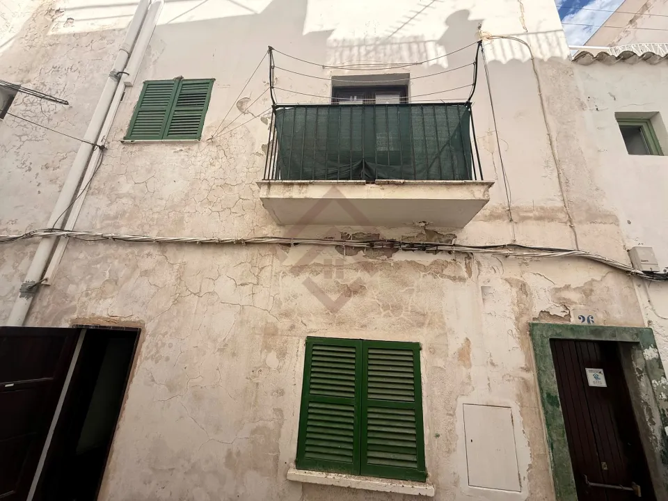 Estudio de 35 m² en Dalt Vila para reformar, 270.000 €